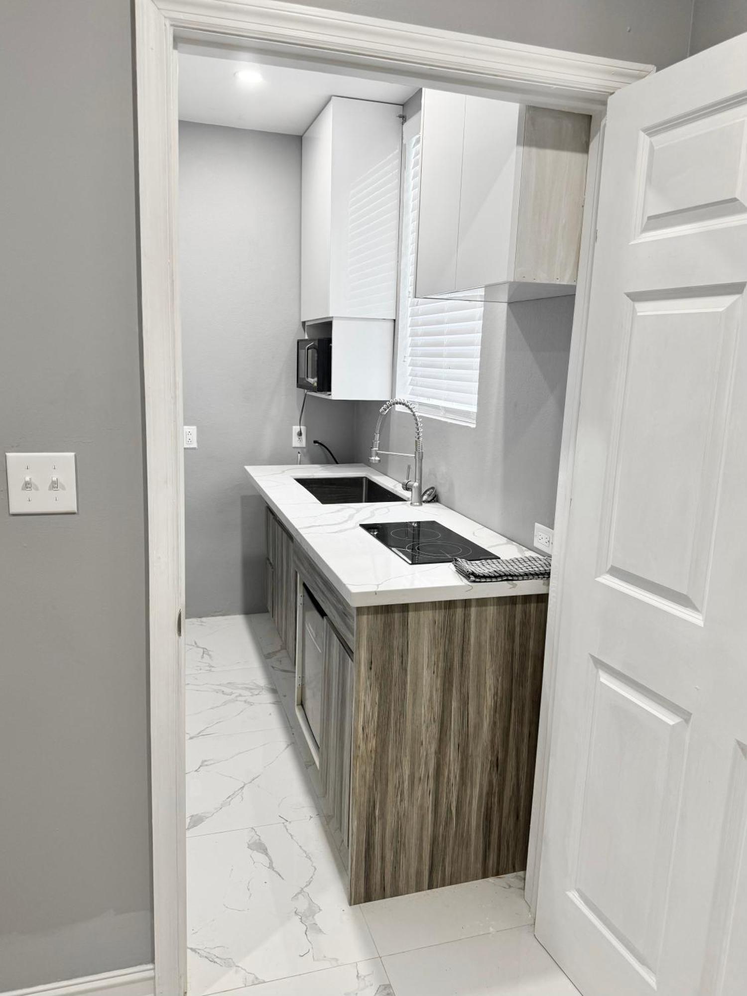 Island Haven Hideaway 5br * Nassau
